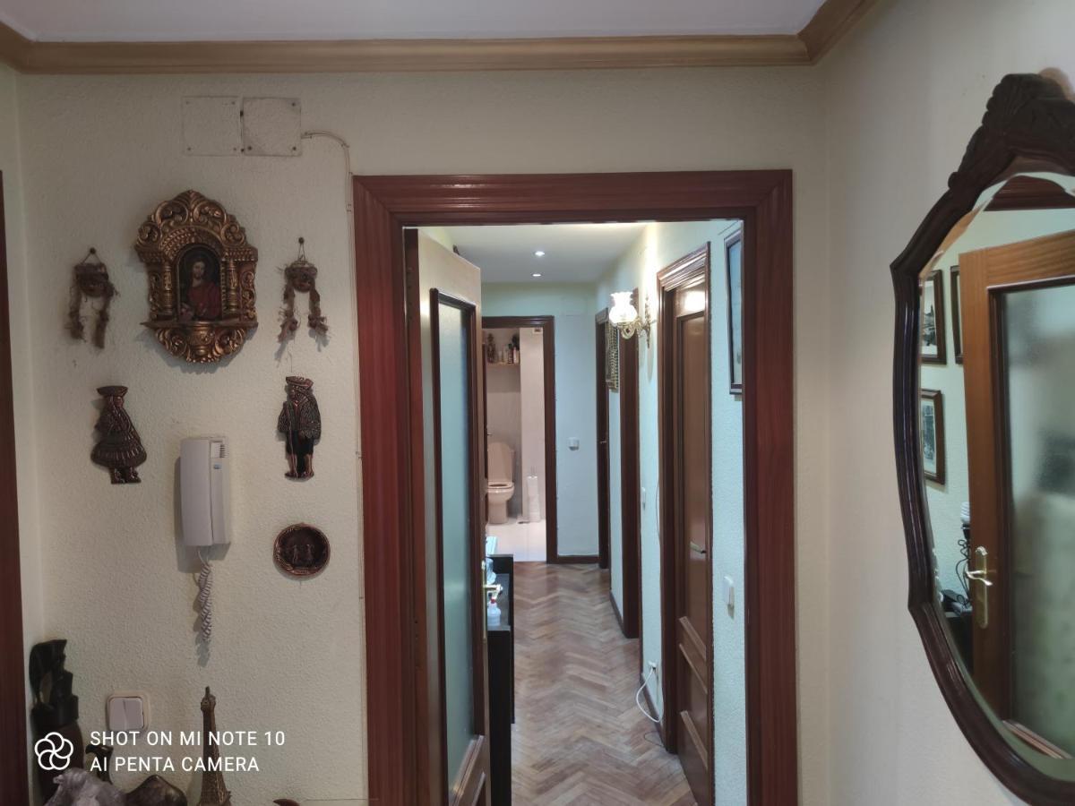 Habitacion Mv Мадрид Екстер'єр фото